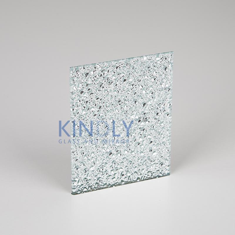Clear Silver Coated Diamond Rolled Glass